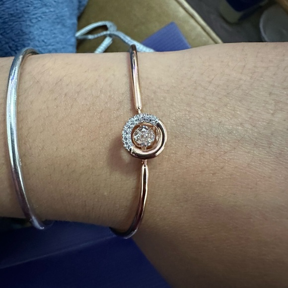 Swarosvki Dextera bangle Round cut bracelet - Picture 5 of 5